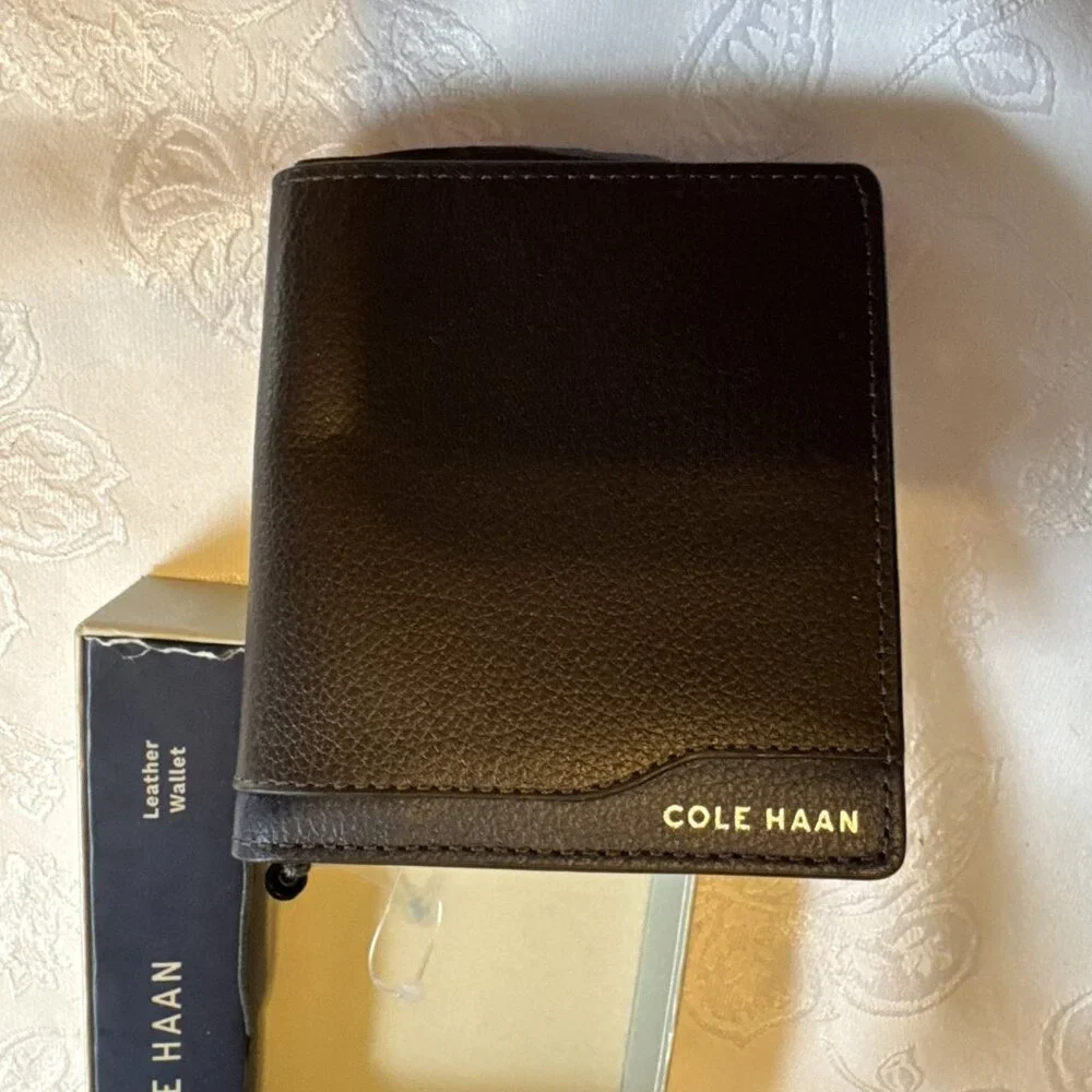 Men's Cole Haan Bifold Compact Slimfold Wallet Brown Leather Classic NEW